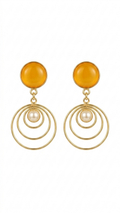 Gold Concentric Circle Pearl Earrings