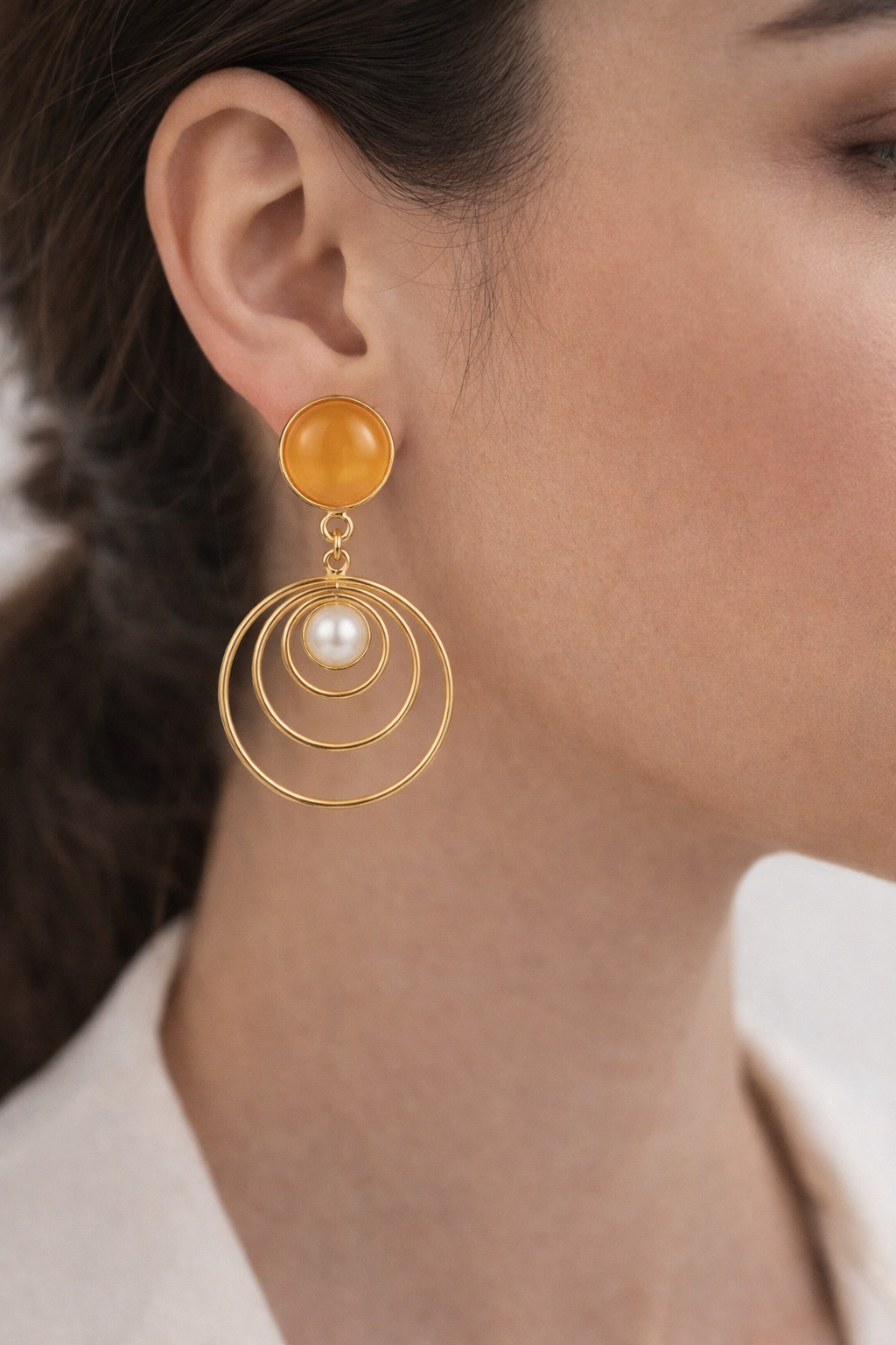 Gold Concentric Circle Pearl Earrings