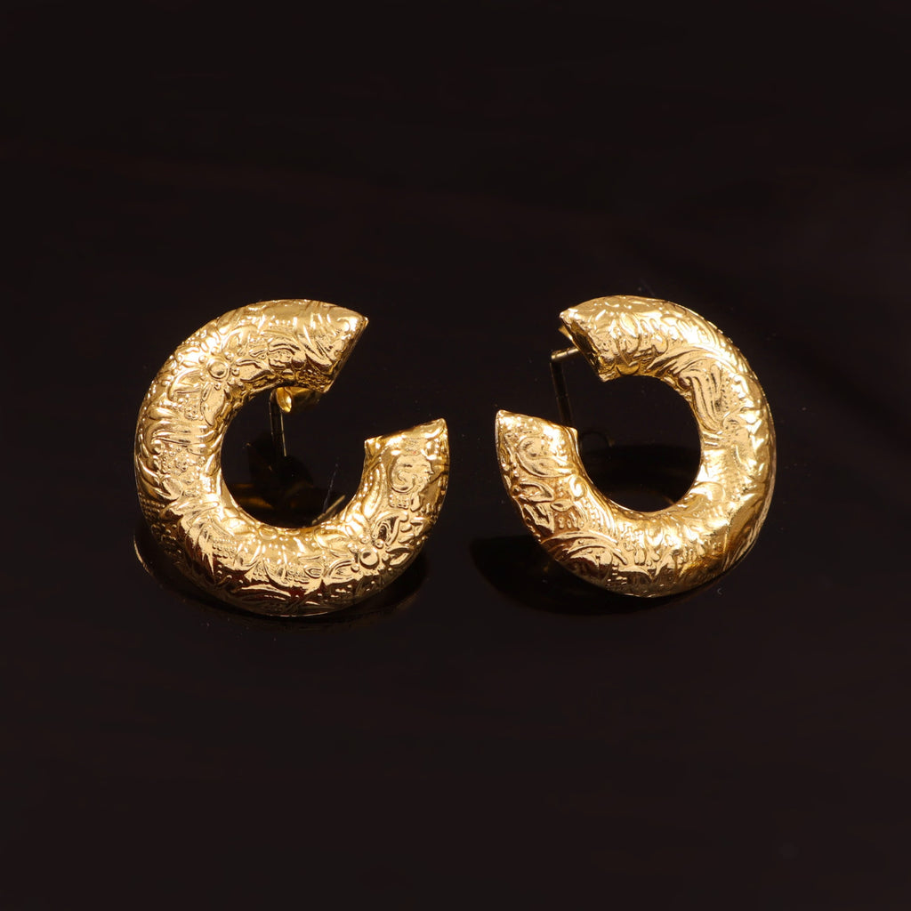 Elegant Textured Gold Crescent Stud Earrings