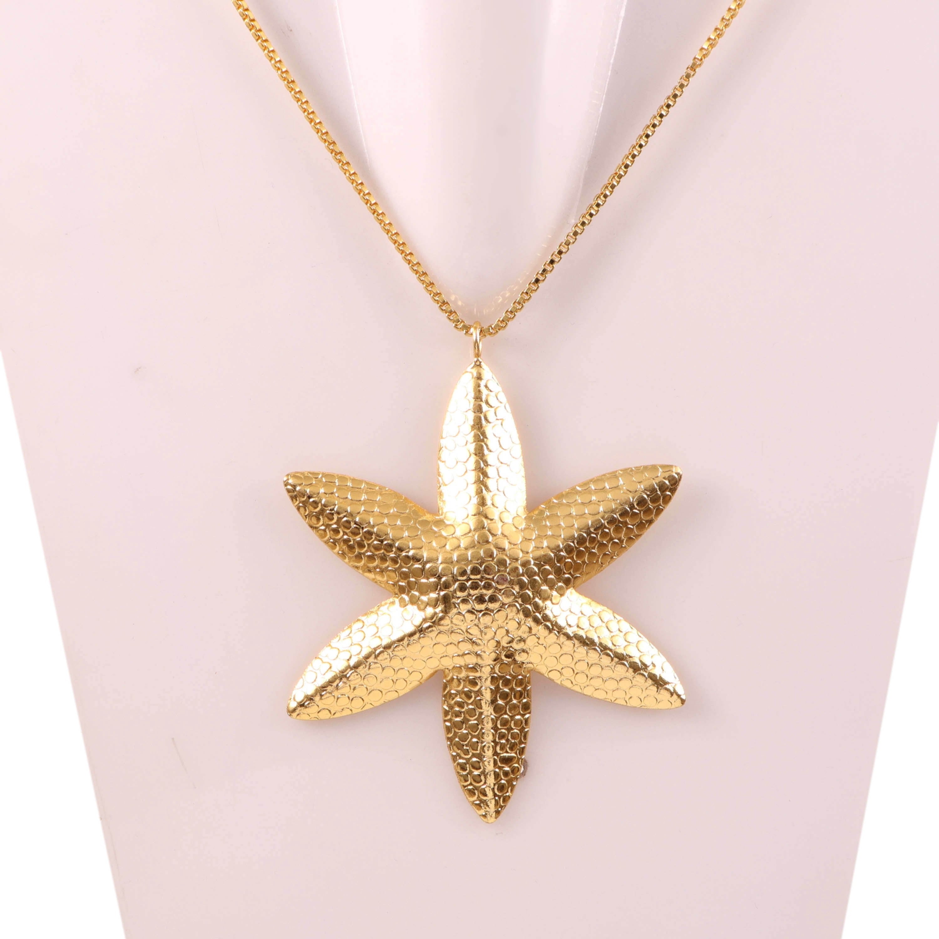 Ocean Inspired Gold Starfish Pendant Necklace