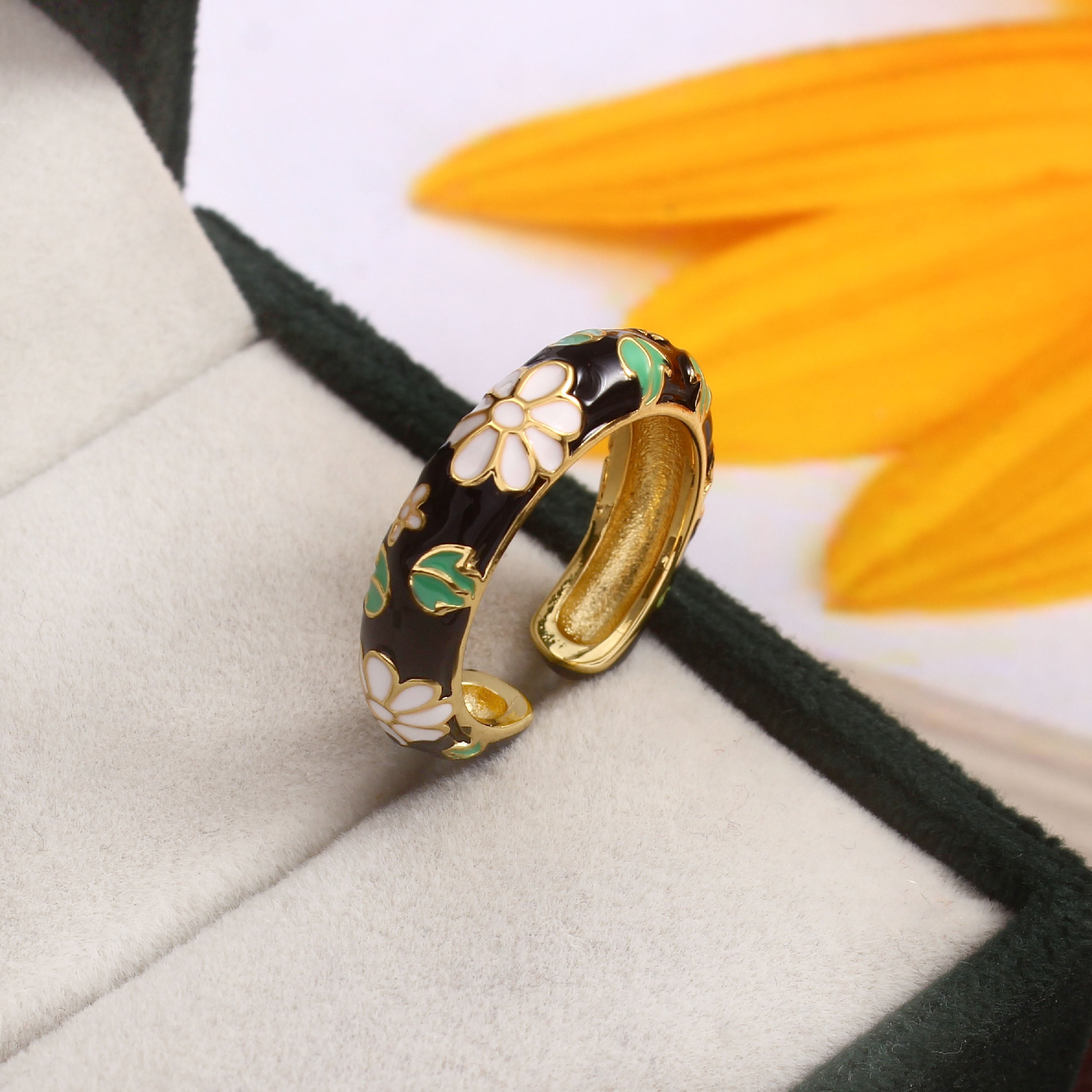 Noir Floral Enamel Ring