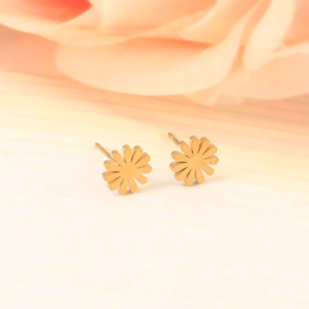 Golden Daisy Studs