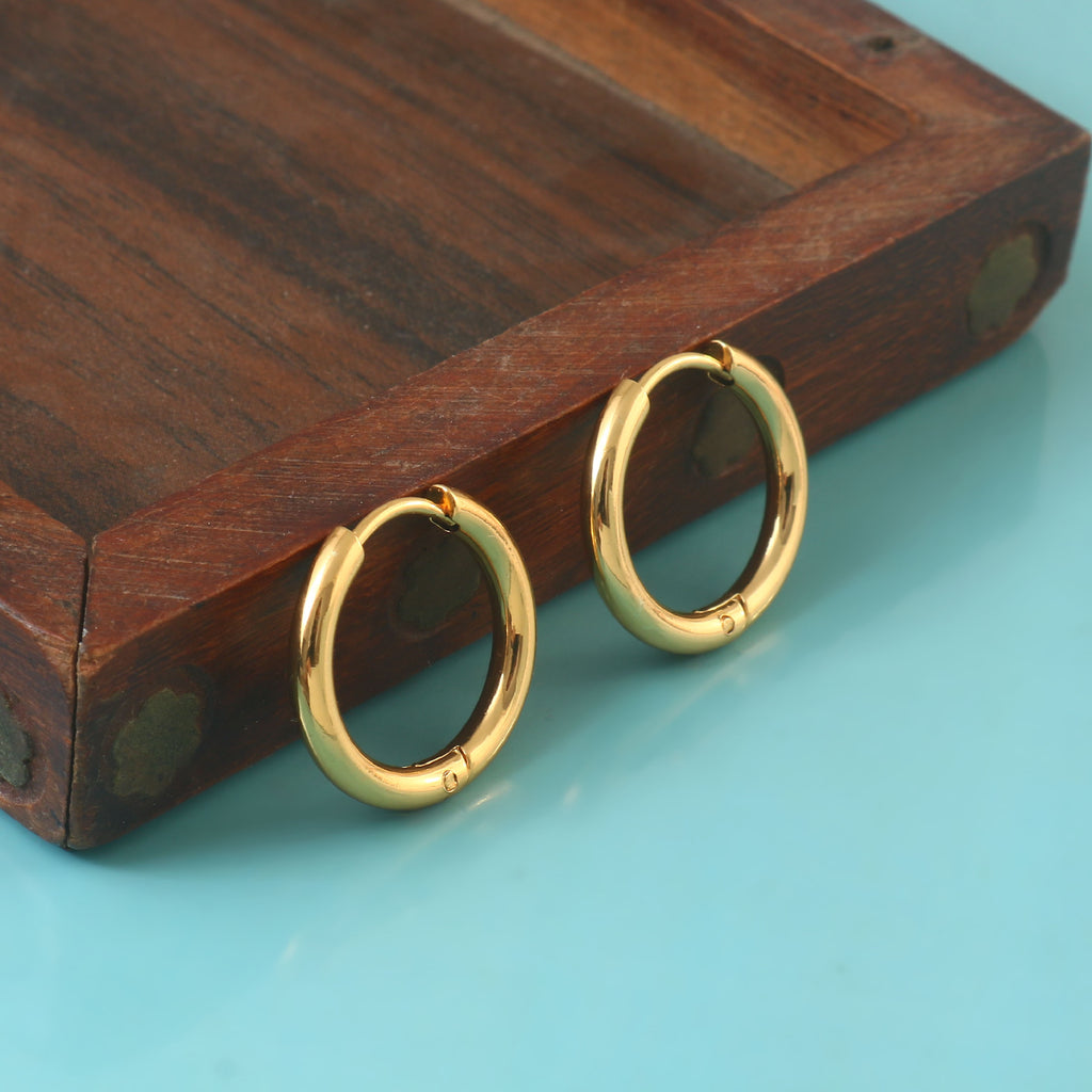 Petite Tube Hoop-Look Studs