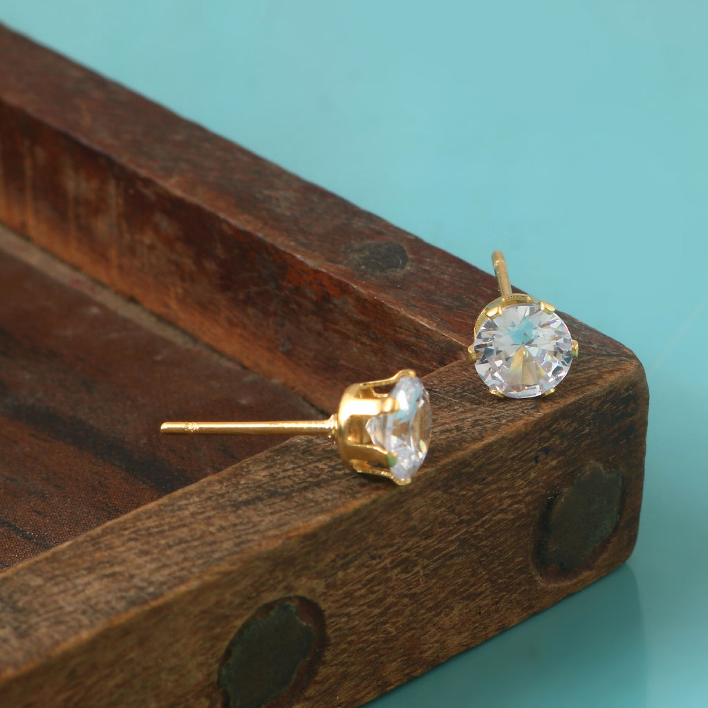 Classic Solitaire Studs (8–9 mm look)